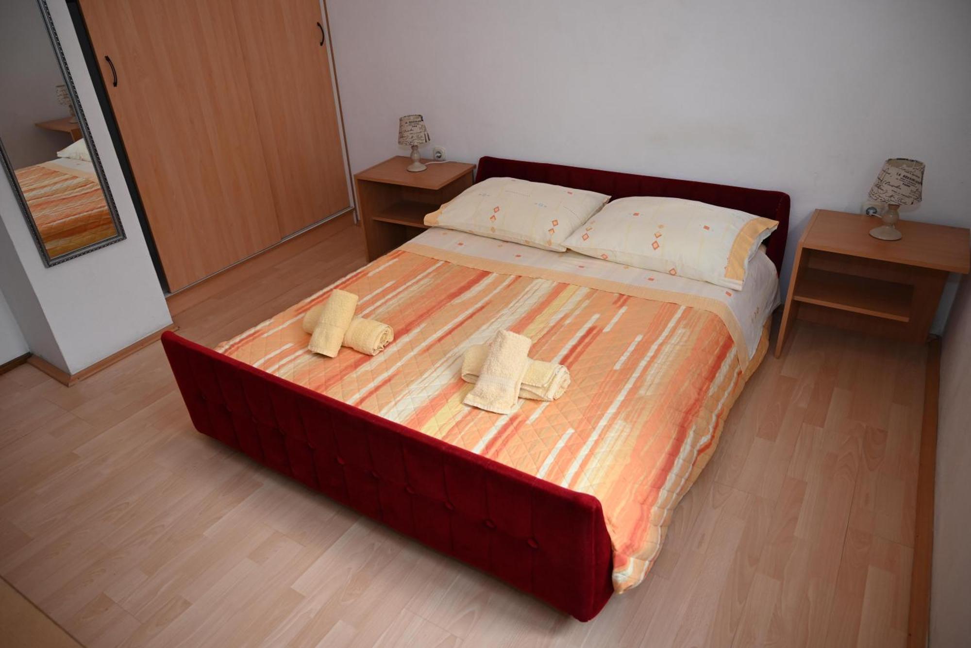 Cozy In With Free Parking And Olive Garden * Zadar